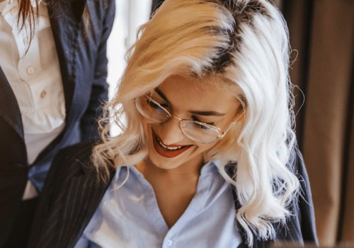 Cohabitant Agreement In Orange County: Why Choose A Cohabitant Agreement Lawyer Over A Legal Administrator